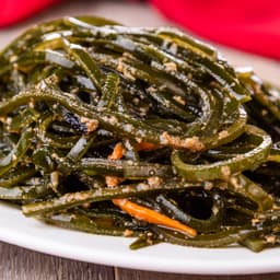 涼拌海帶 Cold Seaweed Salad