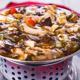 腸旺 Pork Blood Intestine Tofu With Spicy Sauce